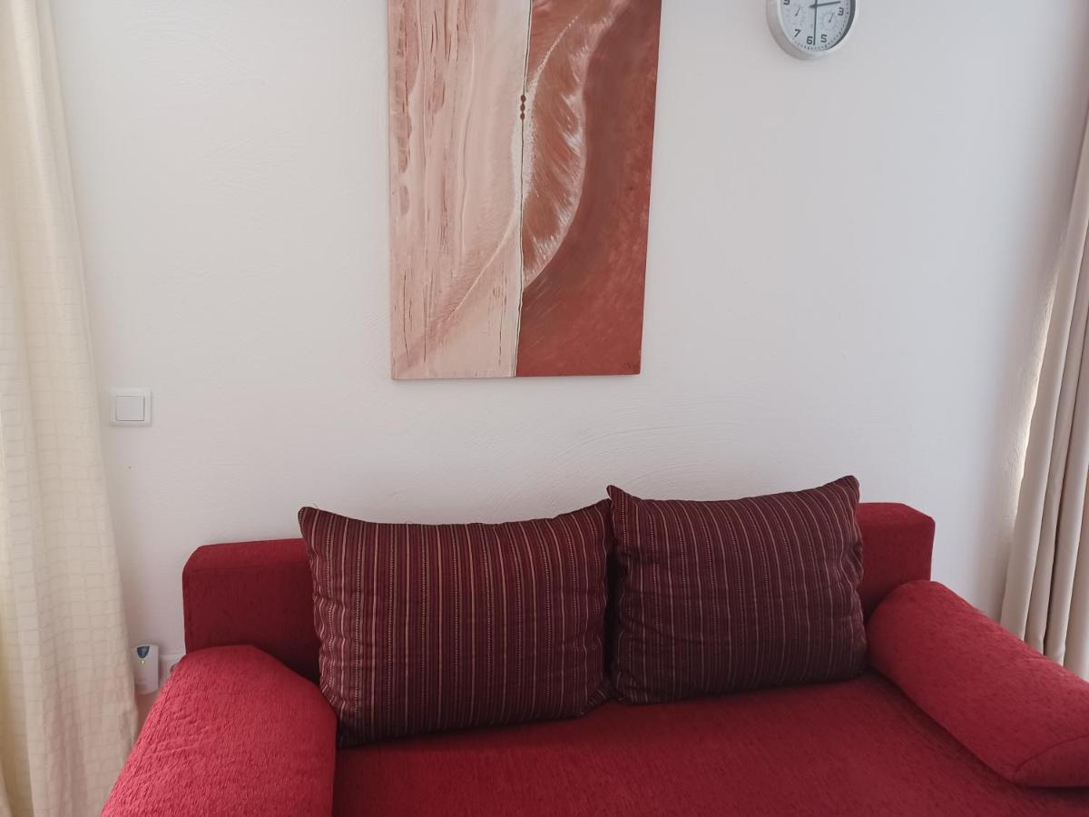 Ehemalige Bibliothek Apartment Fuer 2 Mit Kueche Kamin Netflix Parken Und Hofladen Steinhofel Exterior photo