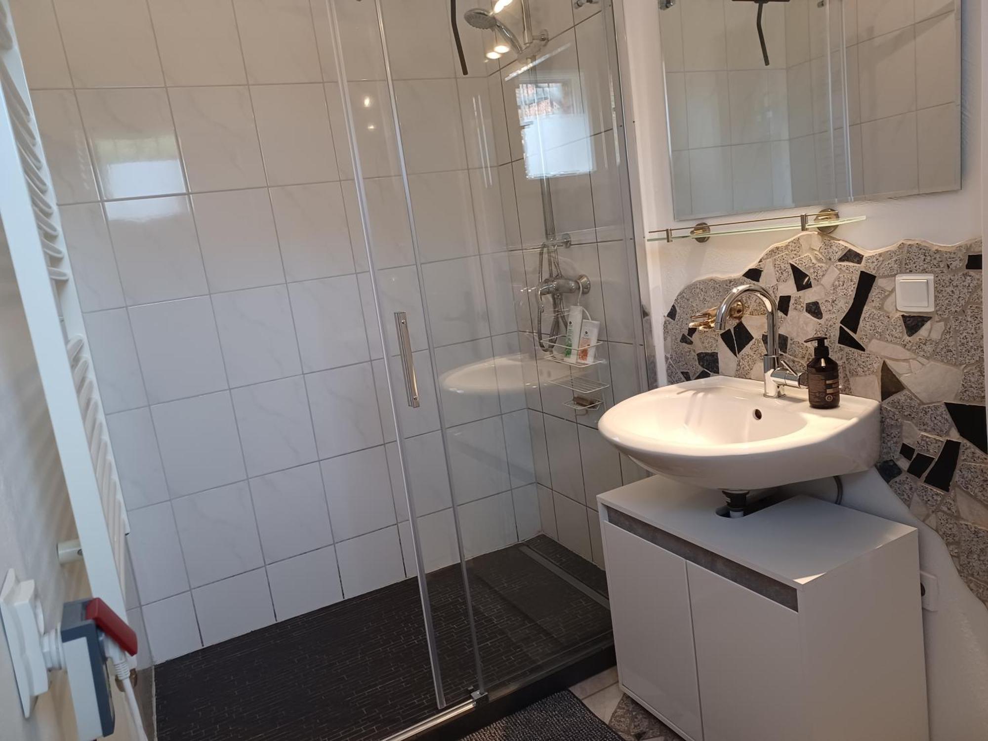 Ehemalige Bibliothek Apartment Fuer 2 Mit Kueche Kamin Netflix Parken Und Hofladen Steinhofel Exterior photo