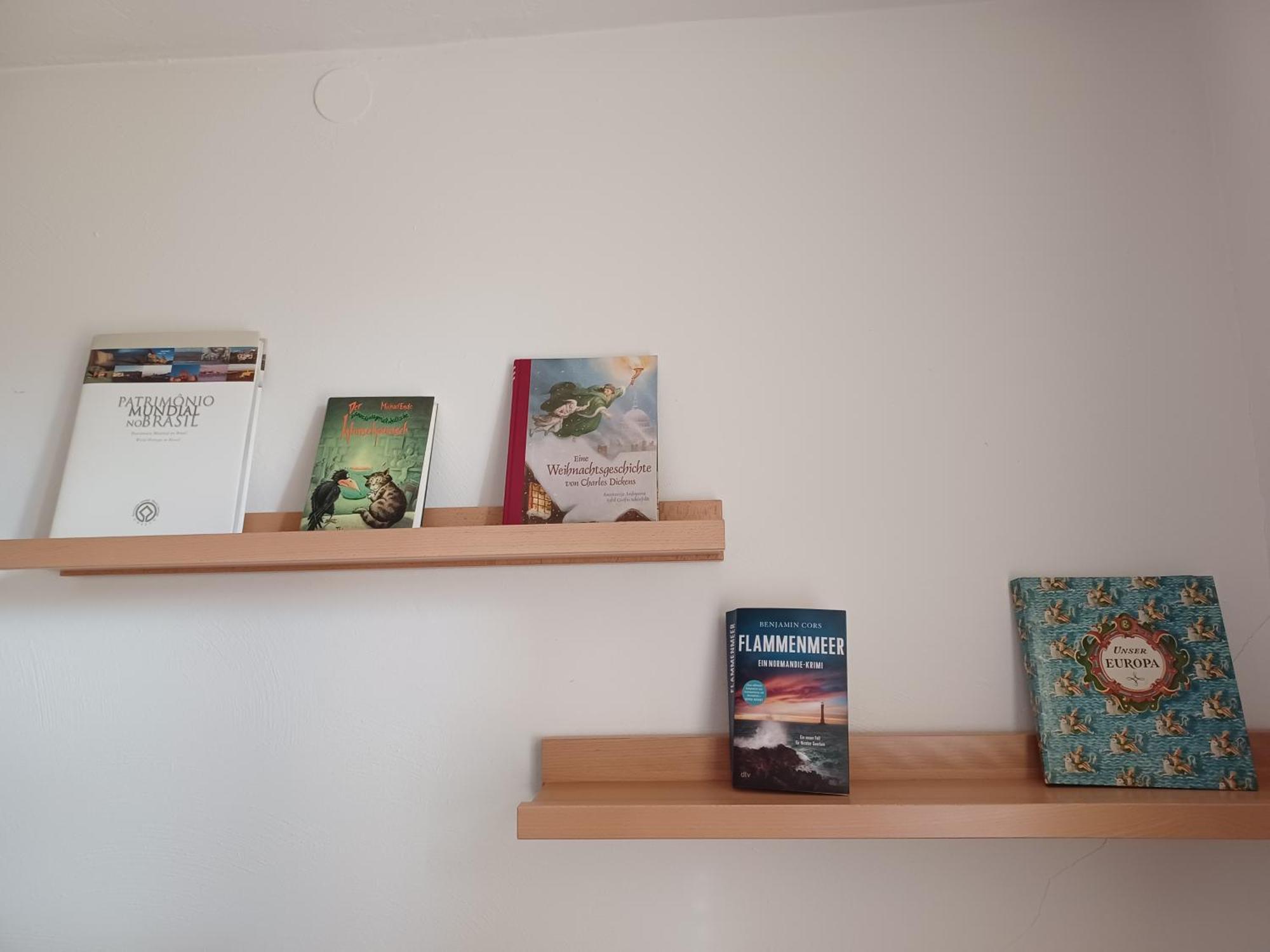 Ehemalige Bibliothek Apartment Fuer 2 Mit Kueche Kamin Netflix Parken Und Hofladen Steinhofel Exterior photo