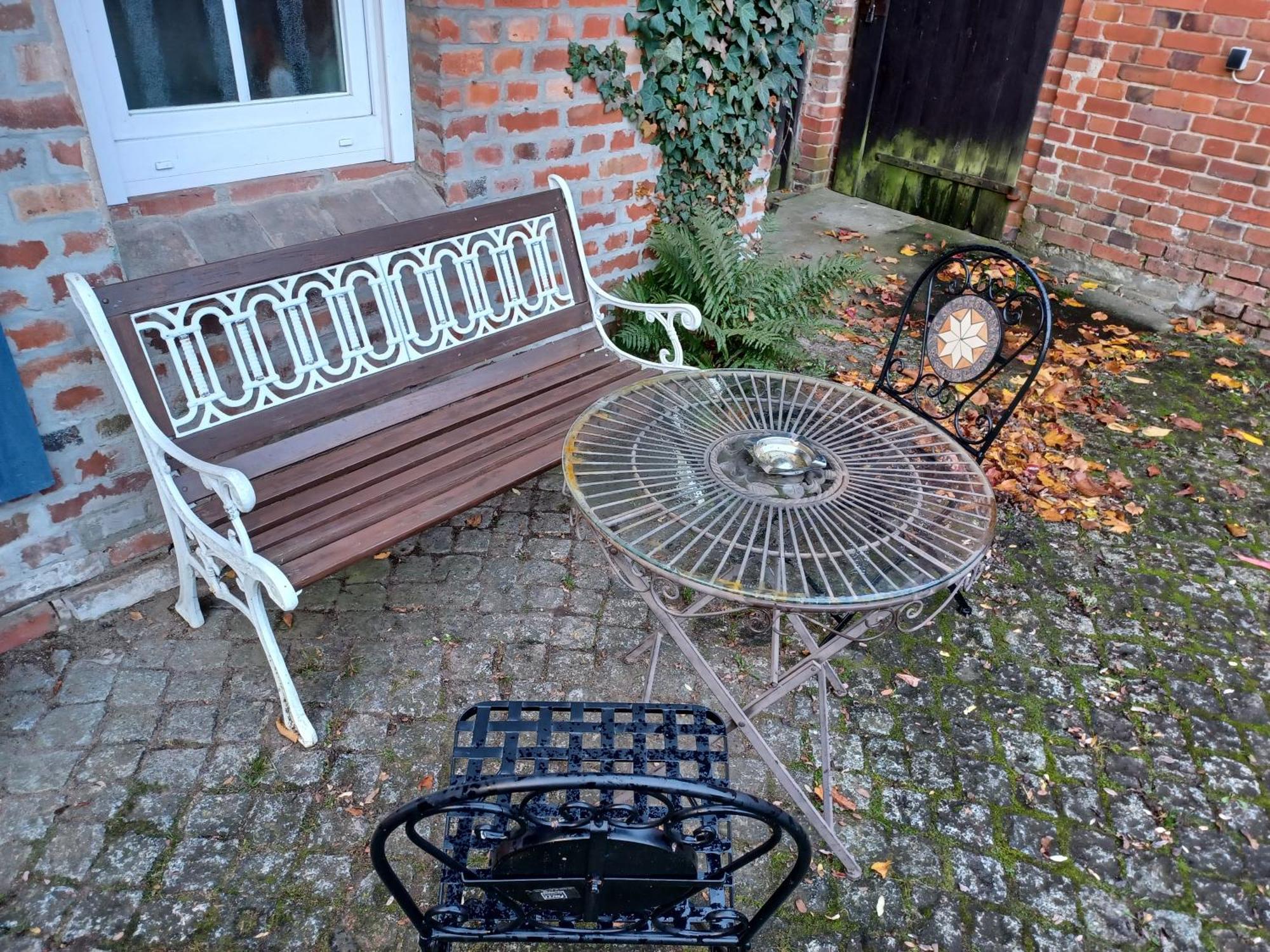 Ehemalige Bibliothek Apartment Fuer 2 Mit Kueche Kamin Netflix Parken Und Hofladen Steinhofel Exterior photo